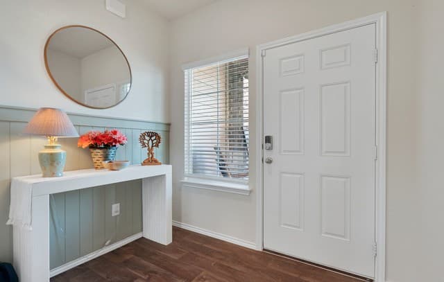7214  Salado Creek Pkwy, San Antonio, TX 78223 — photo 4