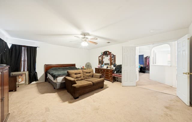 4111  Dunn Oak, San Antonio, TX 78223 — photo 14