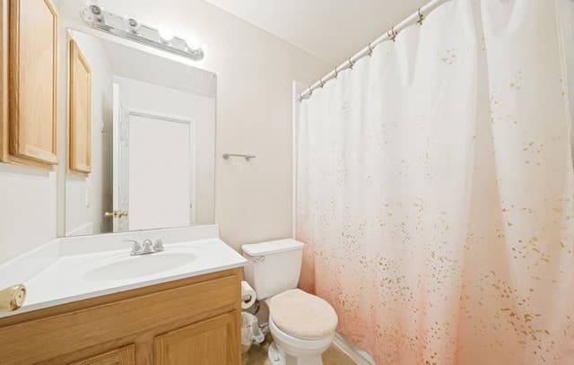 4111  Dunn Oak, San Antonio, TX 78223 — photo 22
