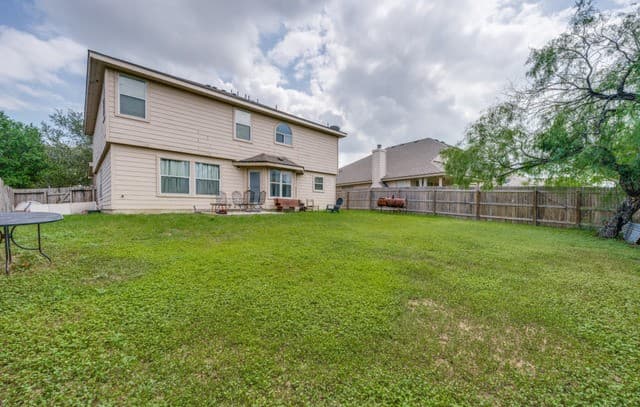 4111  Dunn Oak, San Antonio, TX 78223 — photo 24