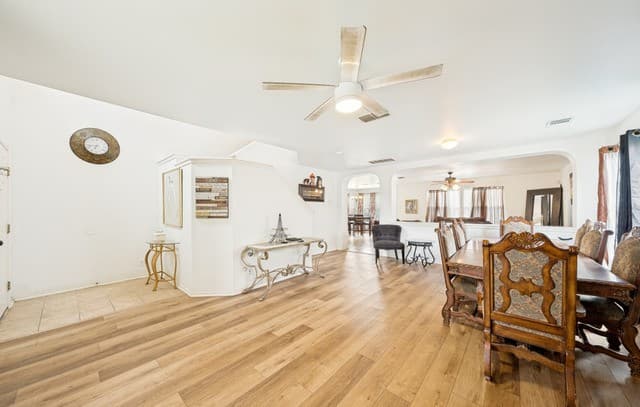 4111  Dunn Oak, San Antonio, TX 78223 — photo 4