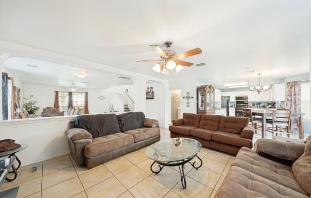 4111  Dunn Oak, San Antonio, TX 78223 — photo 7