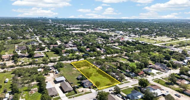 235 W Baetz Blvd, San Antonio, TX 78221 — photo 2