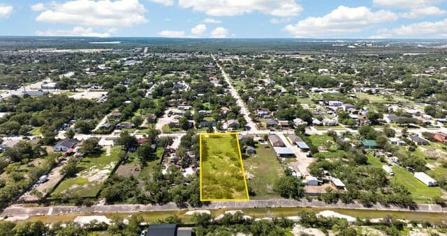 235 W Baetz Blvd, San Antonio, TX 78221 — photo 6