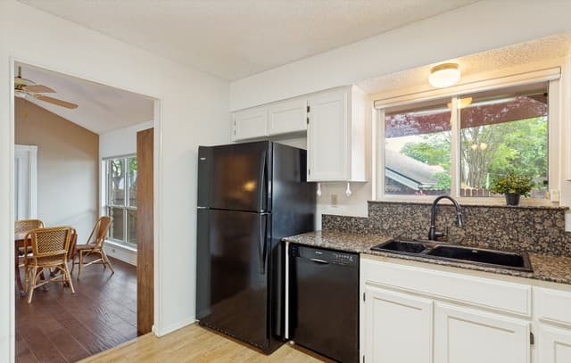 11906 Pepperidge, San Antonio, TX 78213 — photo 14