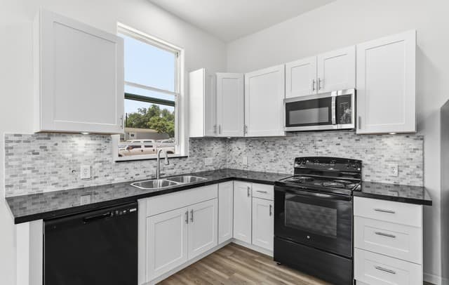 1130  Hidden Fawn Unit 1, Canyon Lake, TX 78133 — photo 11