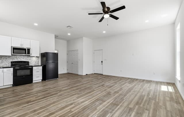 1130  Hidden Fawn Unit 1, Canyon Lake, TX 78133 — photo 6