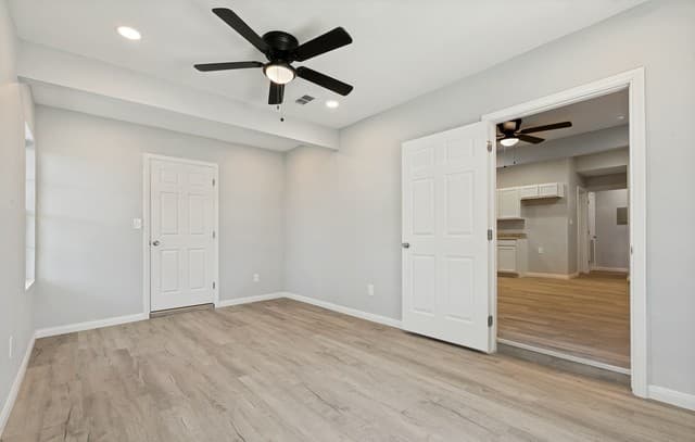 7518  Sleepy Valley Dr, San Antonio, TX 78242 — photo 11