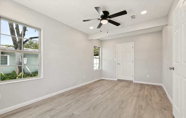 7518  Sleepy Valley Dr, San Antonio, TX 78242 — photo 17