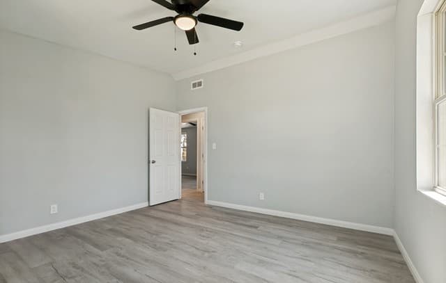 7518  Sleepy Valley Dr, San Antonio, TX 78242 — photo 23