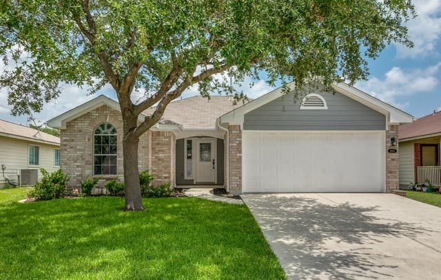 8407 Chalk Hill Cv