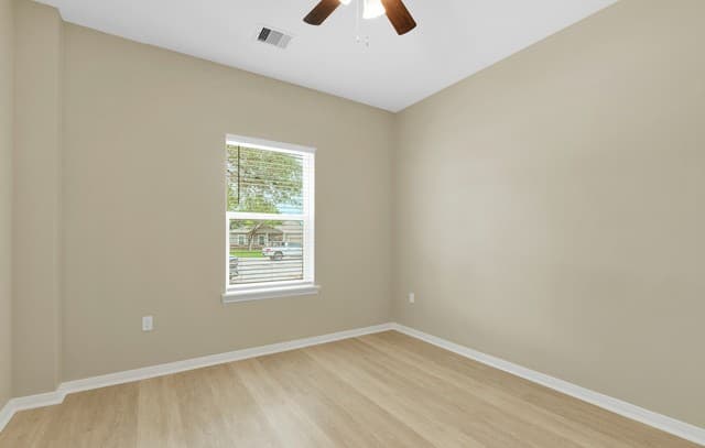 615  Villa Linda, San Antonio, TX 78237 — photo 10
