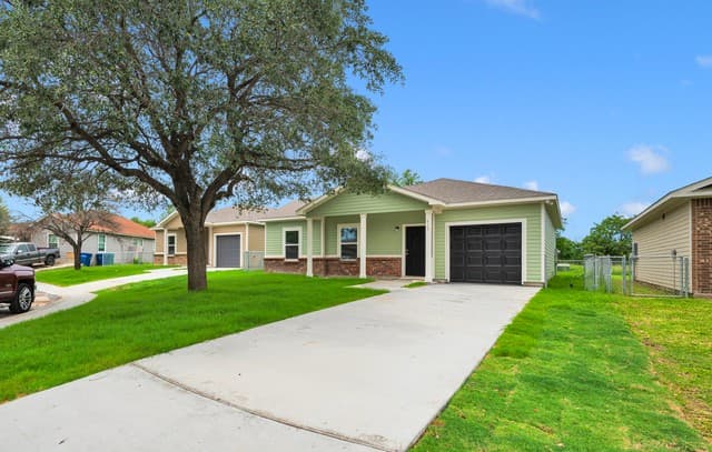 615  Villa Linda, San Antonio, TX 78237 — photo 2