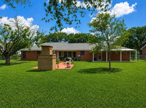 106  Weese Ln, Pleasanton, TX 78064 — photo 12