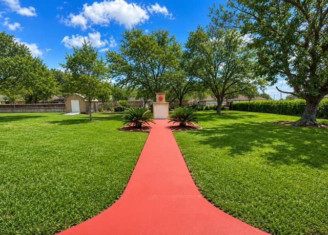 106  Weese Ln, Pleasanton, TX 78064 — photo 13