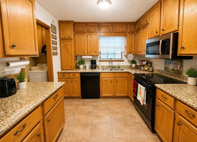 106  Weese Ln, Pleasanton, TX 78064 — photo 4