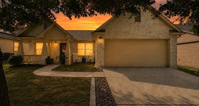 13511 Biltmore Lks
