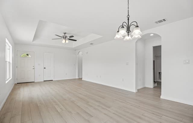 9446 Strech Ave, San Antonio, TX 78224 — photo 4