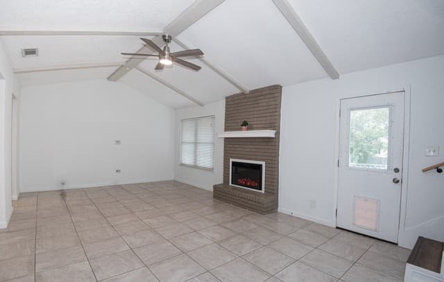 12122  Cherry Blossom St, San Antonio, TX 78247 — photo 10