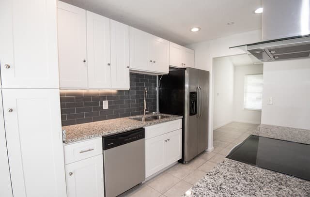 12122  Cherry Blossom St, San Antonio, TX 78247 — photo 8