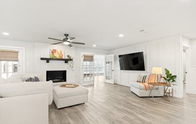 102 Silver Spgs, Universal City, TX 78148 — photo 8