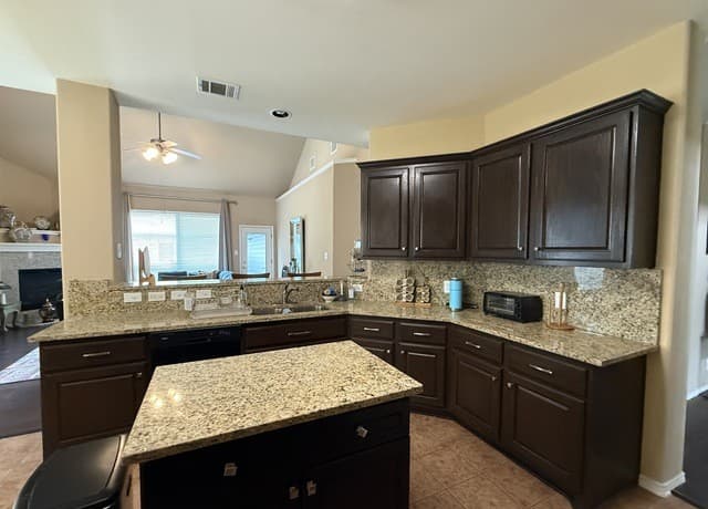 217  Aster Trl, San Antonio, TX 78256 — photo 14