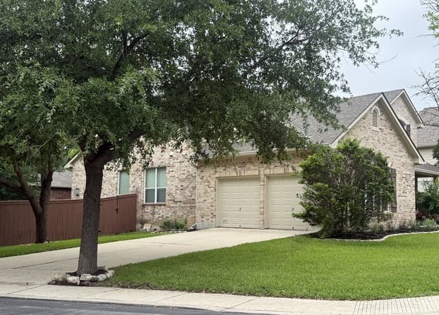 217  Aster Trl, San Antonio, TX 78256 — photo 2