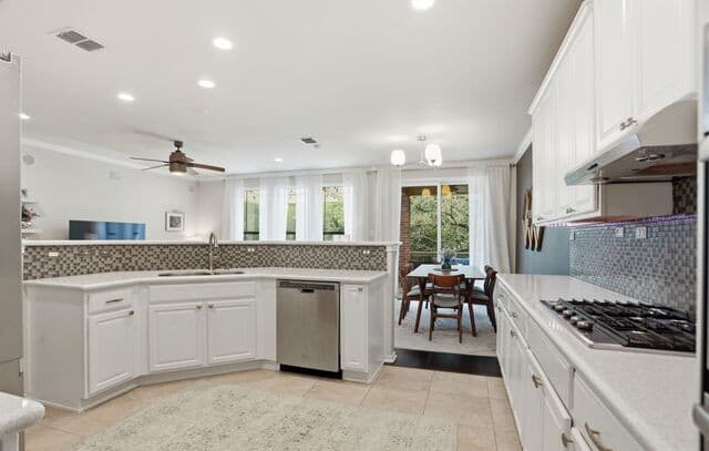 2714  Prague, San Antonio, TX 78230 — photo 18