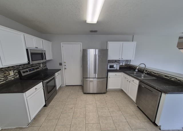 4526  Safe Harbor, San Antonio, TX 78244 — photo 9