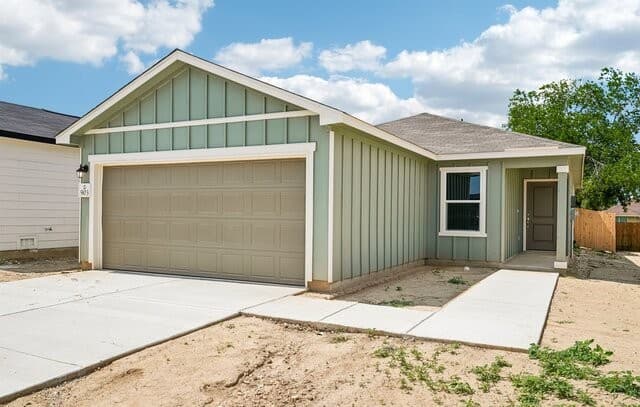 903 Bull Boat Ln, San Antonio, TX 78221 — photo 2