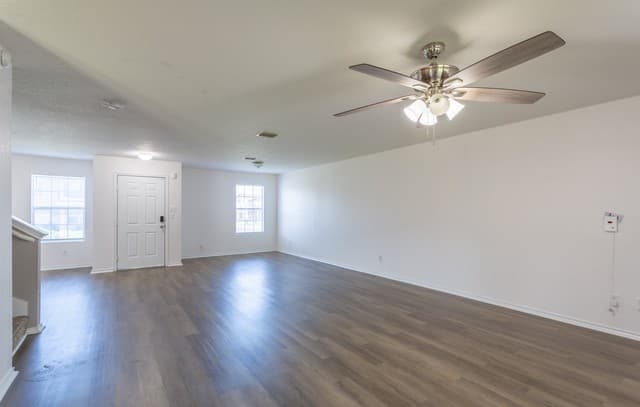 7711  Windview Way, San Antonio, TX 78244 — photo 12