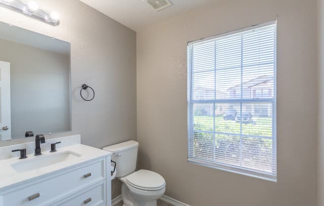 7711  Windview Way, San Antonio, TX 78244 — photo 8