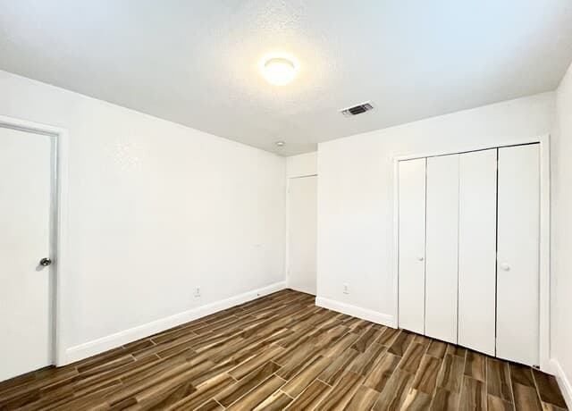 2106  Henrietta St, San Antonio, TX 78224 — photo 15