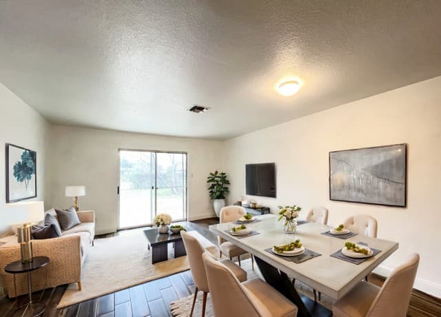 2106  Henrietta St, San Antonio, TX 78224 — photo 2