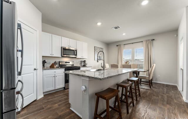 3127  Keuka Park Dr, San Antonio, TX 78245 — photo 5