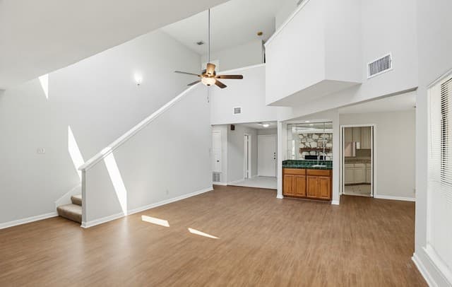 402  Thetford, San Antonio, TX 78254 — photo 4