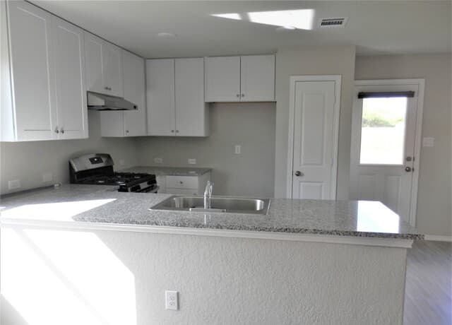 570  Blue Stem Rd, New Braunfels, TX 78130 — photo 7