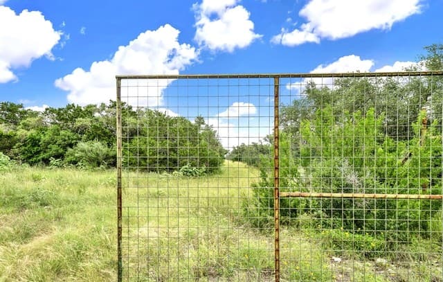 0  Fm 1796, Dhanis, TX 78850 — photo 9