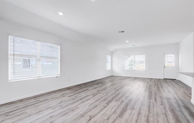 9947  Pears Ml, San Antonio, TX 78254 — photo 5