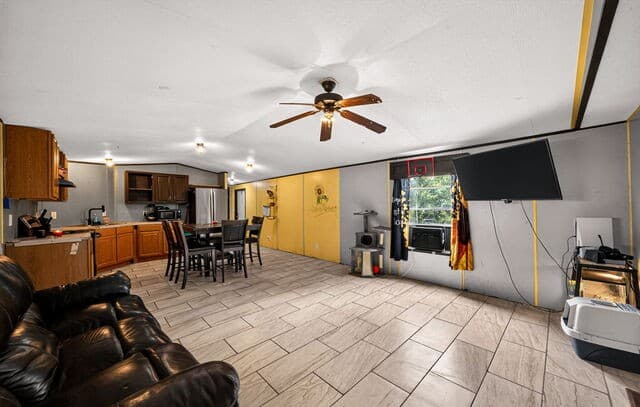 4434  Tiera, Von Ormy, TX 78073 — photo 4