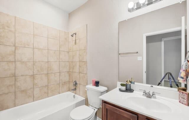 4606  Acclaim Ct, San Antonio, TX 78244 — photo 6