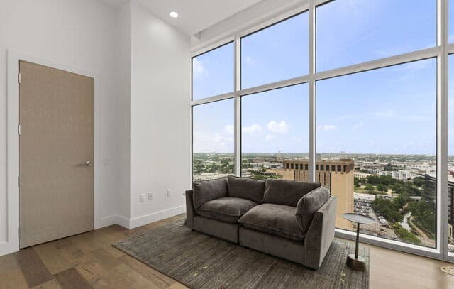 123  Lexington Unit APT 1703, San Antonio, TX 78205 — photo 19