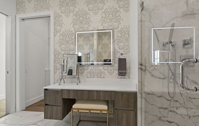 123  Lexington Unit APT 1703, San Antonio, TX 78205 — photo 24
