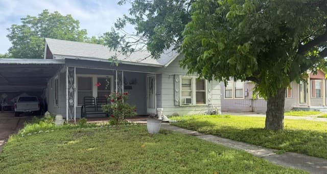 310 W Southcross Blvd, San Antonio, TX 78221 — photo 4