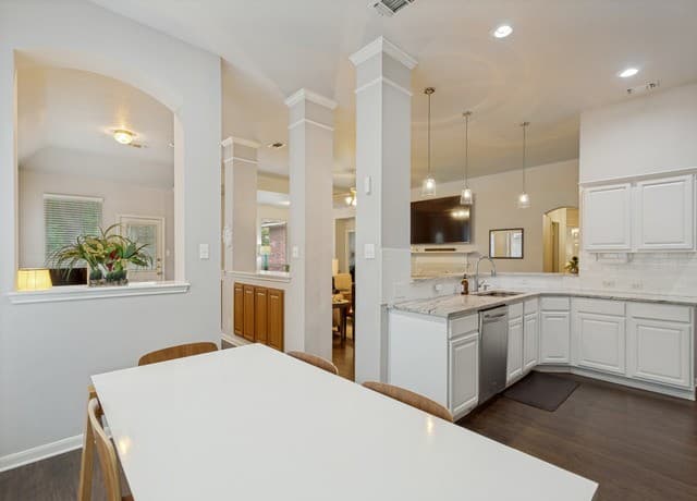 2510 Somerall, San Antonio, TX 78248 — photo 8