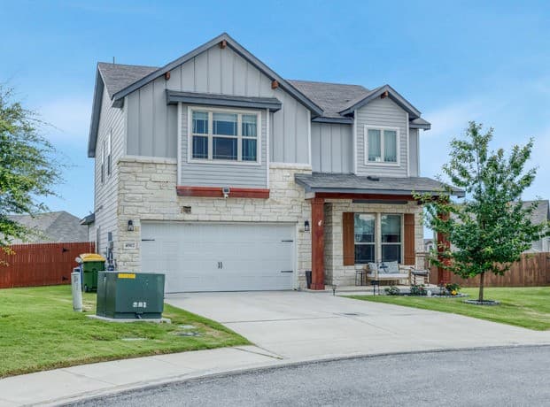 4902 Oxbow Bnd