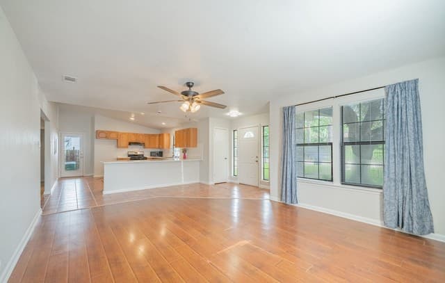 226 Edge Ave