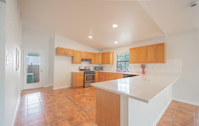 226  Edge Ave, San Antonio, TX 78223 — photo 3