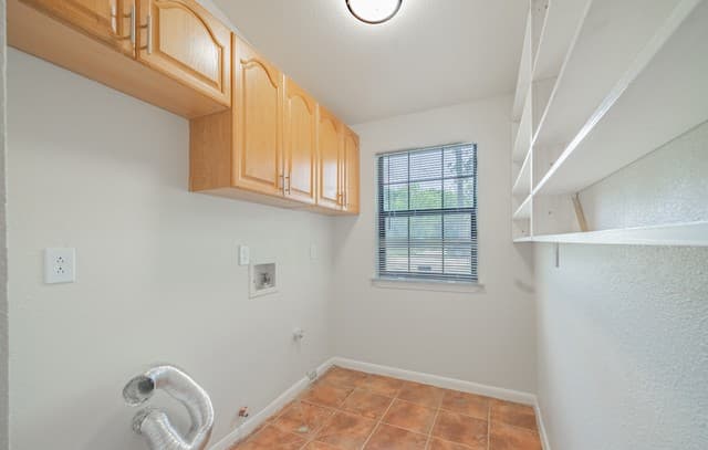 226  Edge Ave, San Antonio, TX 78223 — photo 6