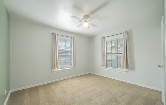 226  Edge Ave, San Antonio, TX 78223 — photo 9